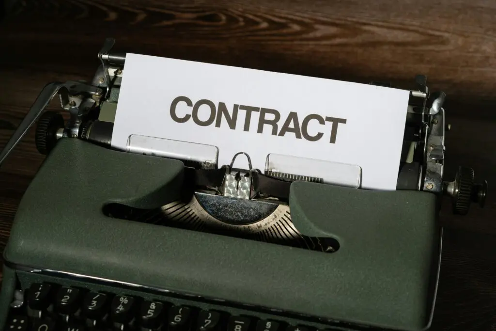 contract lawyer Sydney